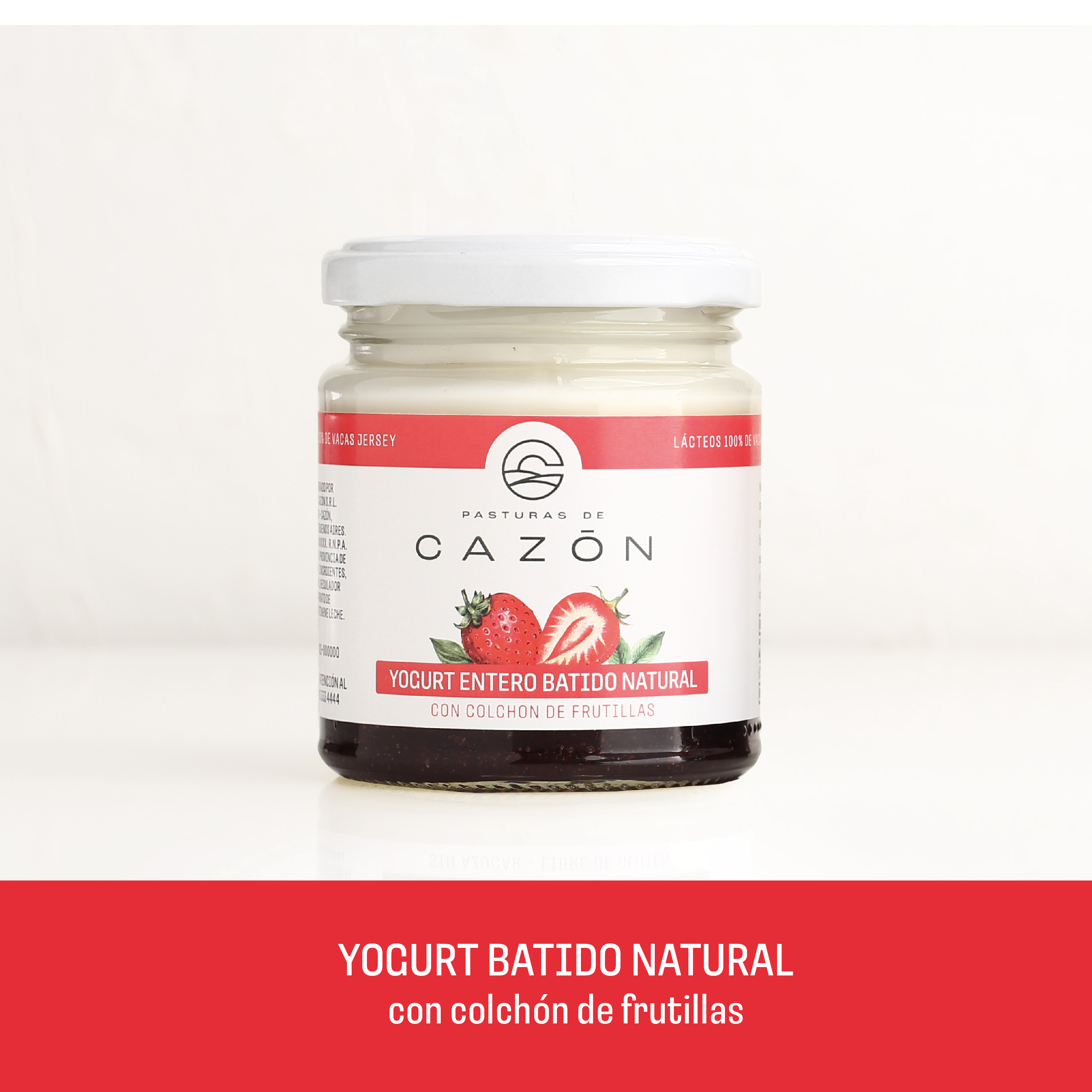 Yogurt entero batido natural con colchón de frutillas Pasturas de Cazón