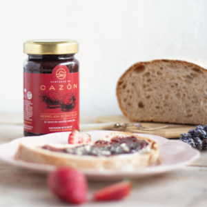 Mermelada de estación, sin conservantes de nuestro huerto familiar.